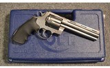 Colt ~ Anaconda ~ .44 Magnum - 3 of 3