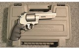Smith & Wesson ~ 629-6 ~ .44 Magnum - 3 of 3