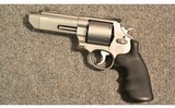 Smith & Wesson ~ 629-6 ~ .44 Magnum - 2 of 3