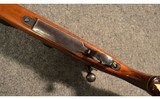 Weatherby ~ Mark V ~ .300 Weatherby Magnum - 7 of 11