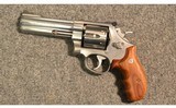 Smith & Wesson ~ 610 ~ 10mm Auto - 2 of 2