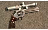 Smith & Wesson ~ 617-6 ~ .22 Long Rifle