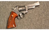 Smith & Wesson
66 1
.357 Magnum