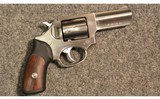 Ruger ~ SP101 ~ .32 H&R Magnum - 1 of 2