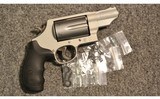 Smith & Wesson ~ Governor ~ .410 / .45 Colt / .45 Auto - 3 of 3