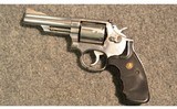 Smith & Wesson ~ 66-2 ~ .357 Magnum - 2 of 3