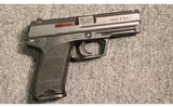 Heckler & Koch ~ USP ~ .40 S&W - 1 of 2