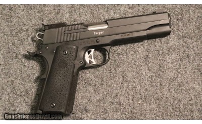 Sig Sauer ~ 1911 Target ~ .45 Auto