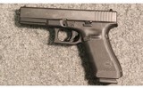 Glock ~ 22 ~ .40 S&W - 2 of 2