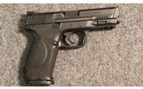 Smith & Wesson ~ M&P 40 M2.0 ~ .40 S&W - 1 of 2