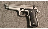 Beretta ~ 92FS ~ 9mm Luger - 2 of 2