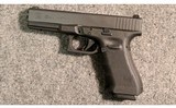 Glock ~ 22 Gen 4 ~ .40 S&W - 2 of 2