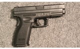 Springfield ~ XD-40 ~ .40 S&W - 1 of 2