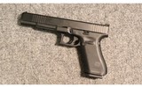 Glock ~ 17L Gen 5 MOS ~ 9mm Luger - 2 of 2