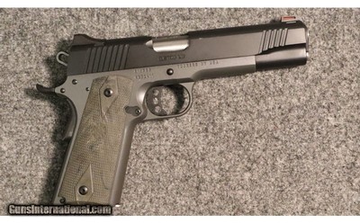 Kimber ~ Custom LW ~ .45 Auto