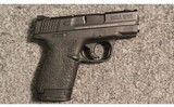 Smith & Wesson ~ M&P 40 Shield ~ .40 S&W - 1 of 2