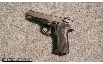 Smith & Wesson ~ 910 ~ 9mm Luger (SKU: 4397741) - Image 2 of 2