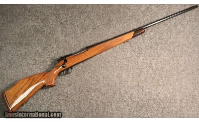 Weatherby ~ Mark V ~ .300 Weatherby Magnum