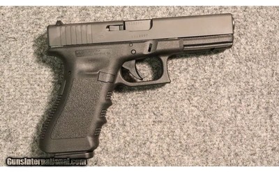 Glock ~ 17 ~ 9mm Luger