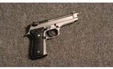 Beretta ~ 92FS Inox ~ 9mm Luger