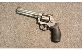 Smith & Wesson ~ Model 686-6 ~ .357 Magnum - 2 of 2