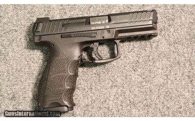 Heckler & Koch ~ VP9 ~ 9mm Luger