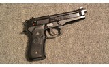 Beretta ~ 92FS ~ 9mm Luger - 1 of 2