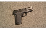 Smith & Wesson ~ M&P9 Shield EZ ~ 9mm Luger - 1 of 2