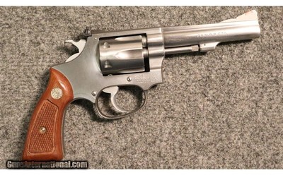 Smith & Wesson ~ 651 ~ .22 MRF