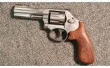 Smith & Wesson ~ 617-6 ~ .22 Long Rifle (SKU: 4541552) - 1 of 1