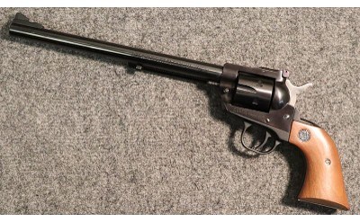 Ruger ~ NM Single Six ~ .32 H&R Magnum (SKU: 4452318)