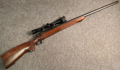 Winchester ~ 70 ~ .243 Winchester (SKU: 4563692)