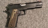 Kimber ~ Custom LW ~ .45 Auto (SKU: 4511796) - Image 1 of 2