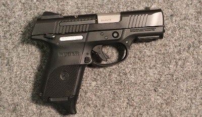 Ruger ~ SR9c ~ 9mm Luger (SKU: 4644959)