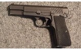 Browning ~ Hi Power ~ 9mm Luger (SKU: 4587189) - 2 of 2 Browning ~ Hi Power ~ 9mm Luger (SKU: 4587189) - 2 of 2
