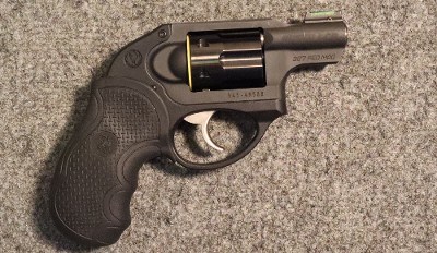 Ruger ~ LCR ~ .327 Federal Magnum (SKU: 4605855