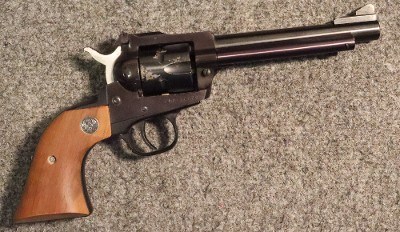 Ruger ~ NM Single-Six ~ .22 Long Rifle (SKU: 4653140)