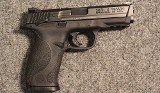 Smith & Wesson ~ M&P 40 ~ .40 S&W (SKU: 4661470) - 1 of 2