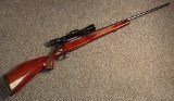 Weatherby ~ Mark V ~ .300 Weatherby Magnum (SKU: 4659833)