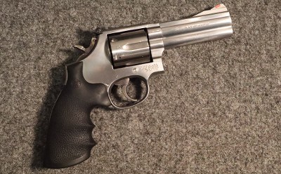 Smith & Wesson ~ 686-4 ~ .357 Magnum (SKU: 4679581)