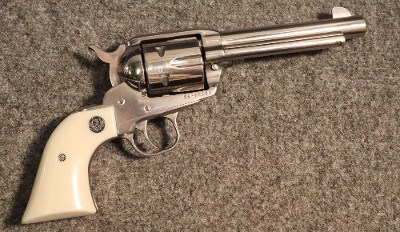 Ruger ~ Vaquero ~ .44 Remington Magnum (SKU: 4686120)