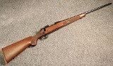 Winchester ~ Model 70 ~ .270 WSM (SKU: 4700147)