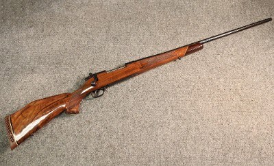 Weatherby ~ Mark V Custom Deluxe Order ~ .30-06 Springfield (SKU: 4728255)
