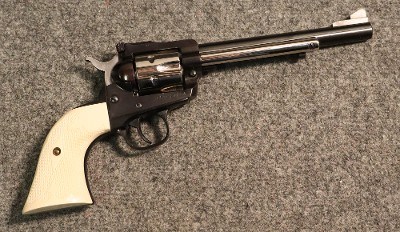 Ruger ~ Single-Six ~ .32 H&R Mag (4752320)