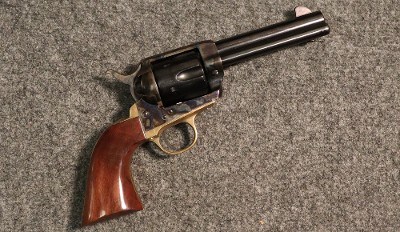 Pietta ~ Pistolero ~ .45 Colt (4757408)