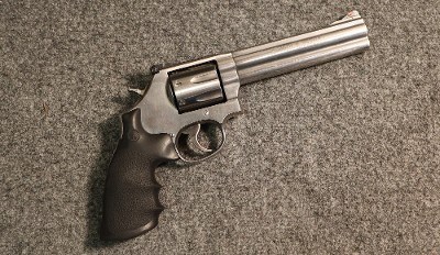 Smith & Wesson ~ 686-6 ~ .357 Magnum (4747693)
