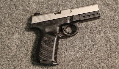 Smith & Wesson ~ SW40VE ~ .40 S&W (4783001)