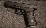 Glock ~ 21 Gen 4 ~ .45 Auto (SKU: 4791468) - 2 of 2