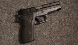 Sig Sauer ~ P226 ~ 9mm Luger (SKU: 4803223) - 1 of 2