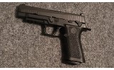 SIG Sauer ~ P320 ~ 9mm Luger (4773177) - 2 of 2